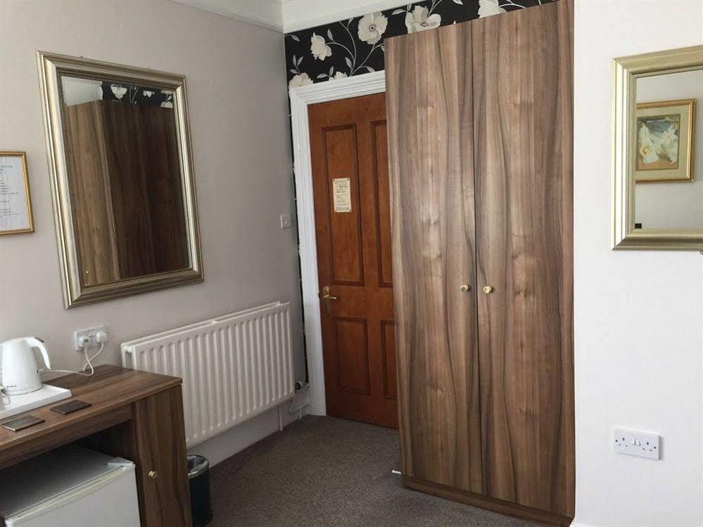 Kenmore Guest House Rustington Exterior foto